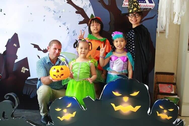 Tại sao người ta lại lấy bí ngô làm biểu tượng của Halloween nhỉ? 7 Tại sao người ta lại lấy bí ngô làm biểu tượng của Halloween nhỉ