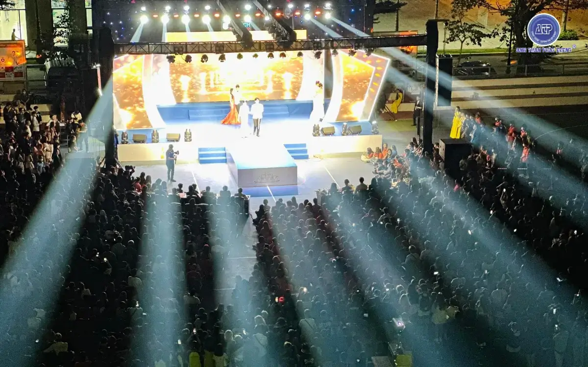 Thi công lắp ráp Sân Khấu tại Bình Dương 8 Thi công lắp ráp sân khấu tại Bình Dương