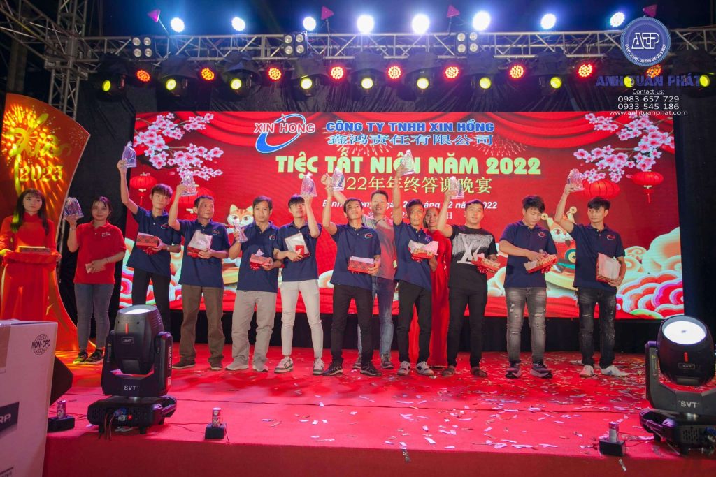 Tổ chức Tiệc Tất Niên trọn gói 12 tiec tat nien 1